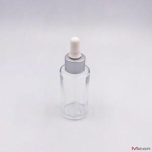 40 ml əmzik damcısı olan şəffaf şüşə butulka