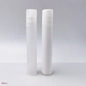 10 ml plastikinis ritininis butelis su dangteliu